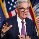 Le président de la Réserve fédérale, Jerome Powell, a laissé la porte ouverte à deux hausses supplémentaires consécutives des taux de la part de la banque centrale américaine dans les prochains mois. (archives)